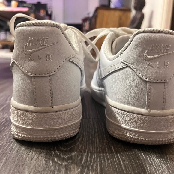 Nike AirForce One Sneakers Women Size 7 - Picture 4 of 7